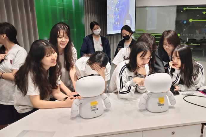 1150430 - 臺北市私立衛理女中蒞校參訪