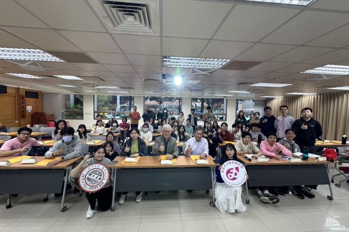 1141226 - 臺北市芳和實驗中學蒞校參訪